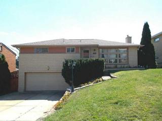 203 Joyce Dr, Pittsburgh, PA 15212-1340