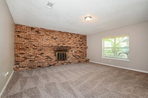 4583 Bonanza Ln, Dallas TX  75211-7711 exterior