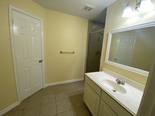 12306 English Brk Cir, Humble TX 77346-3272 exterior