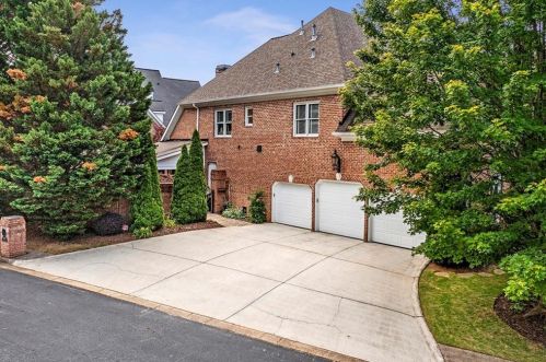 1233 Austin Gln Dr, Atlanta GA 30338-3233 exterior