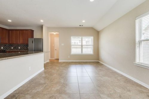 4731 Peninsula Gdn Way, Humble TX 77396-3055 exterior