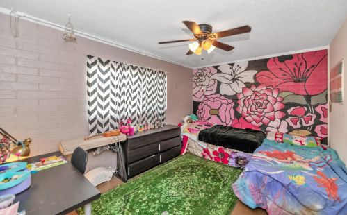 5047 39 Dr, Phoenix AZ 85029-3002 exterior