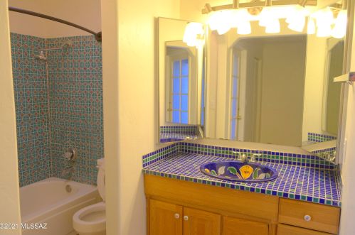 1515 Bryant Ave, Tucson AZ 85706-2917 exterior