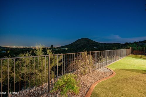 321 Corte Tortuga Vis, Tucson AZ  85745-1792 exterior