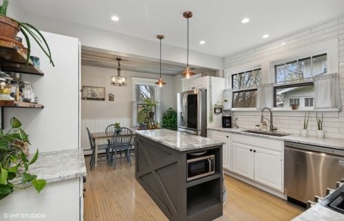 415 Oriole Trl, Bull Valley IL 60014-5934 exterior