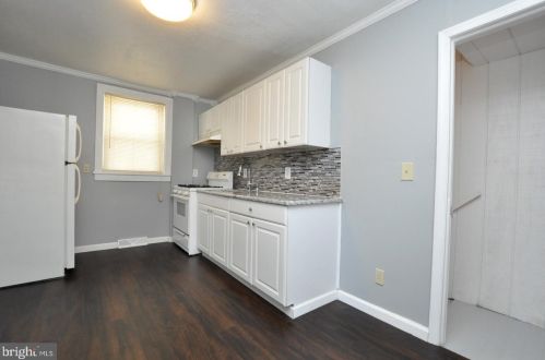 243 Parkinson Ave, Trenton NJ  08610-5409 exterior