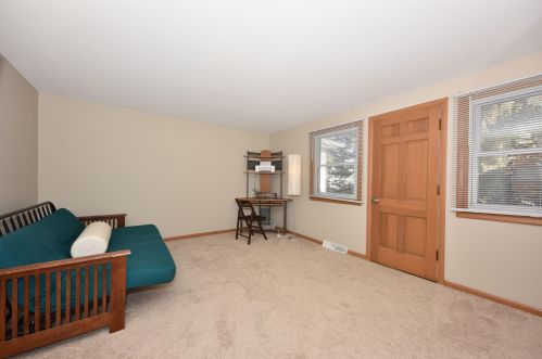 5071 Colonial Ct, Milwaukee WI 53220-2012 exterior