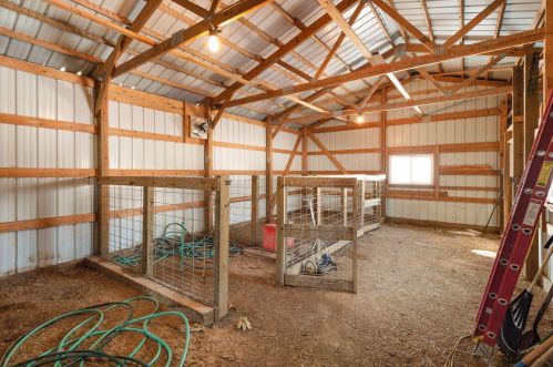 7625 Pioneer Crk Rd, Maple Plain MN 55359-9361 exterior