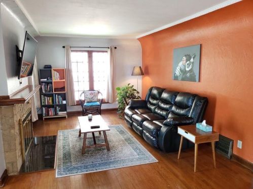 840 77th St, Milwaukee WI  53214-3037 exterior