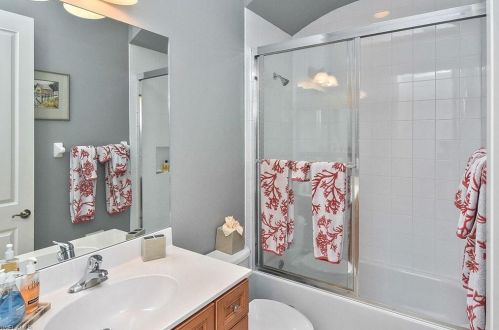 6044 Dogleg Dr, Naples FL 34113-1688 exterior