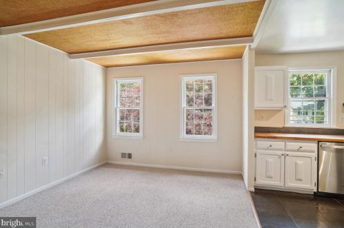 1420 Billman Ln, Silver Spring MD 20902-1421 exterior