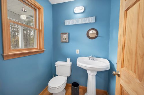 331 Queen St, Concord NH 03303-1118 exterior