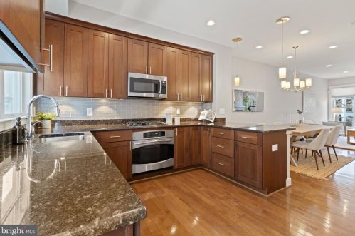 1016 4 St, Washington DC 20001-2516 exterior