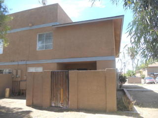 4231 69th Dr, Phoenix, AZ 85033-8220