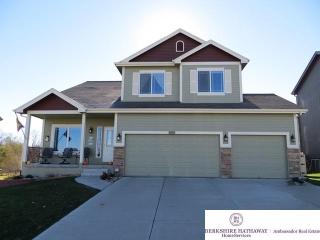 20207 I St, Omaha NE  68135-3799 exterior