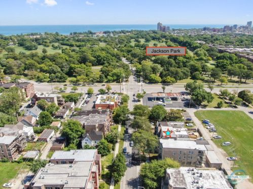 1529 Marquette Rd, Chicago IL 60637-4318 exterior