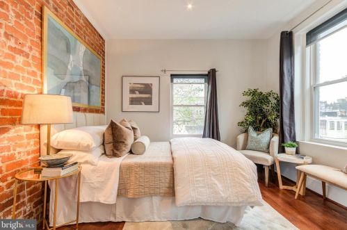 1706 U St, Washington DC  20020-4269 exterior