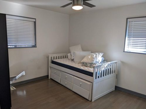 1283 Carolyn Dr, Atlanta GA 30329-3547 exterior