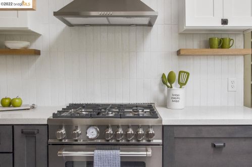 2747 Fulton St, Berkeley CA 94705-1031 exterior