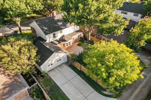 8911 Clayco, Dallas TX 75243-6362 exterior