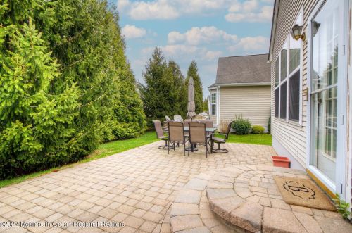 7 Cromwell Ln, Jackson Twp NJ 08527-4687 exterior