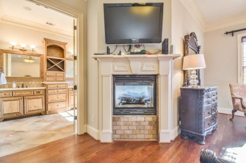 6105 Grand Marina Cir, Gainesville GA 30506-7803 exterior