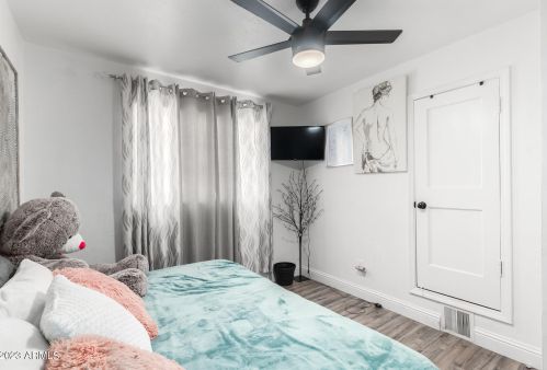 4246 30 Dr, Phoenix AZ 85009-5071 exterior