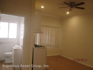 819 Irolo St, Los Angeles CA  90005-4305 exterior