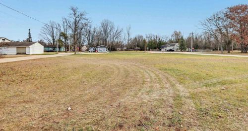 818 Groninger St, Suring WI 54174-9233 exterior