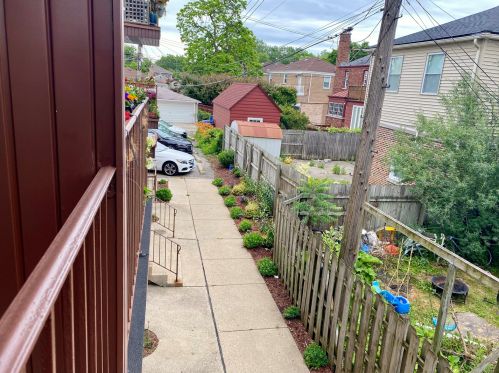 5815 Spaulding Ave, Chicago IL  60629-3207 exterior