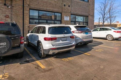 2614 Clybourn Ave, Chicago IL  60614-1036 exterior