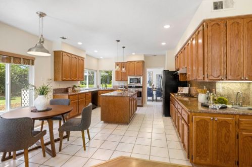 127 Conductor Way, Folsom CA 95630-8022 exterior