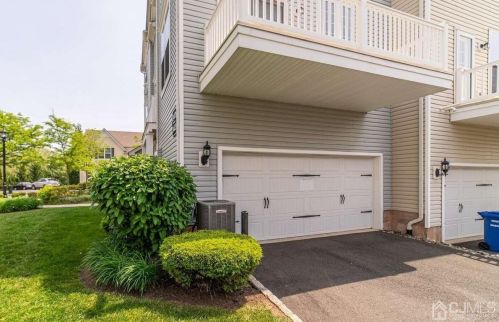 2401 Leia Ln, New Brunswick NJ  08904-1867 exterior