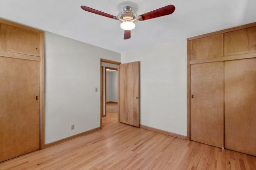 7217 Mohawk Ave, Milwaukee WI 53217 exterior