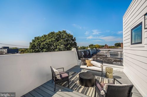 835 Longfellow St, Washington DC  20011-8205 exterior