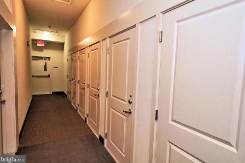 350 Broad St, Trenton NJ 08608-2501 exterior