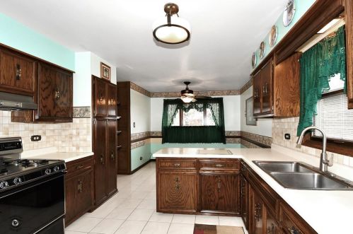 2701 127th St, Chicago IL 60803-1927 exterior