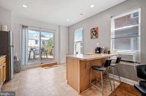 929 6 St, Philadelphia PA 19123-1405 exterior