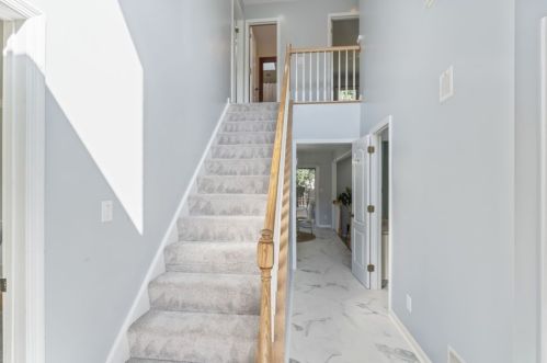 19 Rosemont Ave, Pittsburgh PA 15228-2434 exterior