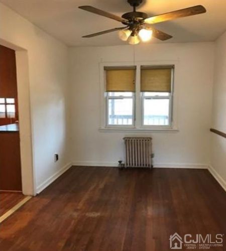 10 Roosevelt Ct, Metuchen NJ  08840-1427 exterior