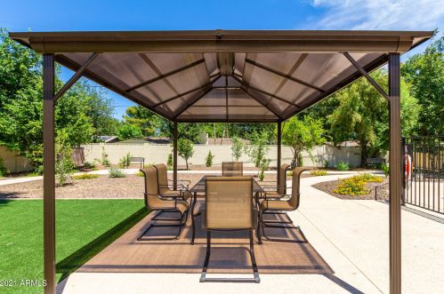 8007 7th Ave, Phoenix AZ  85021-5613 exterior