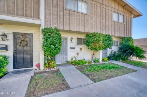 5375 Black Canyon Hwy, Phoenix, AZ 85015-2225