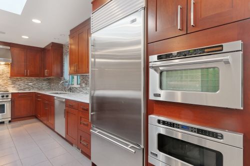 6461 Longmeadow Ave, Chicago IL 60712-3205 exterior