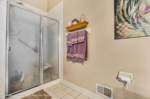 25 Cypress Pt Ln, Jackson Twp NJ 08527-4016 exterior