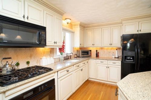 34 Mears Ave, Quincy, MA 02169-3119