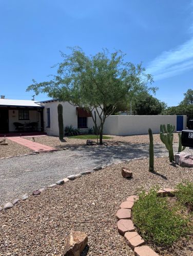 2730 Martin Ave, Tucson, AZ 85719-3132