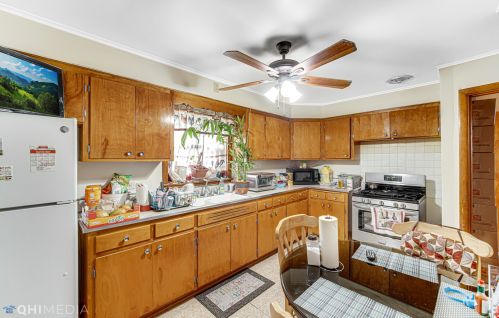 3912 59th St, Chicago IL 60629-4503 exterior