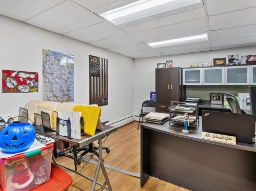 825 13 St, Manitowoc WI 54220-5101 exterior