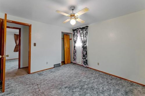 407 Mower Dr, Pittsburgh PA 15239-1750 exterior