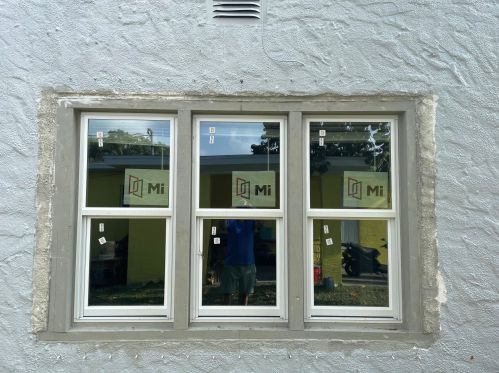 1109 Colonial Rd, Fort Pierce FL 34950-5068 exterior